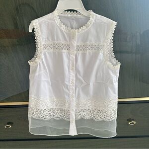 T by Tahari white lace sleeveless button-up blouse